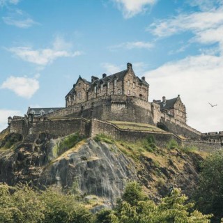 best time to visit Edinburgh travel tips festival events