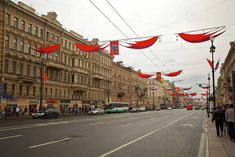 top things to do St petersburg Nevsky Prospect