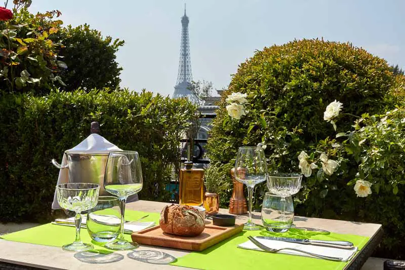 Travel Paris best unknown secret views