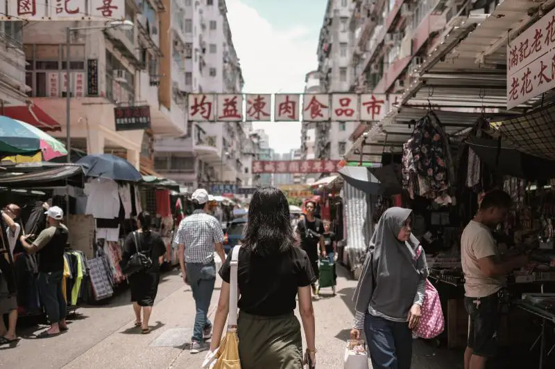 Scams hong kong China market