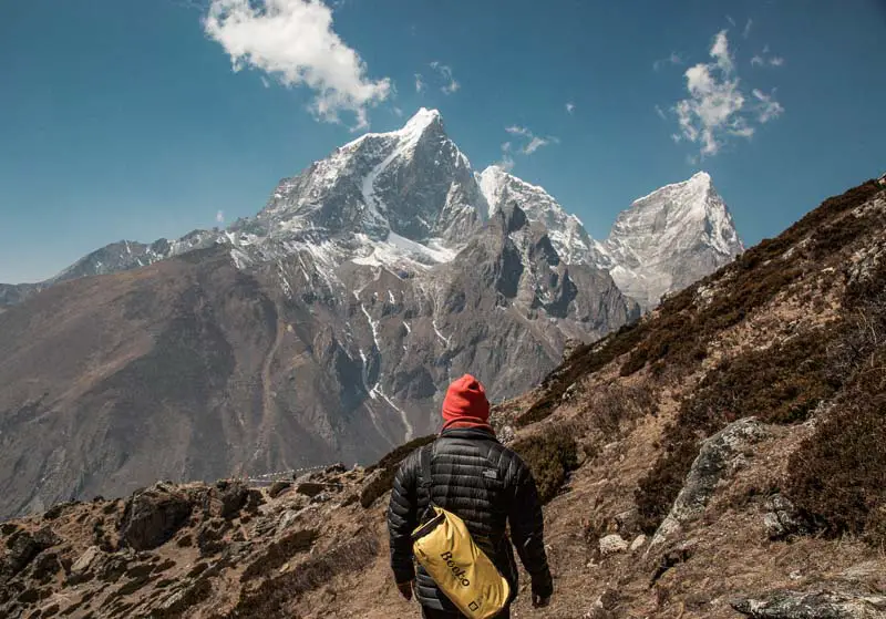 Main Trekking in Nepal in front mountain peaks