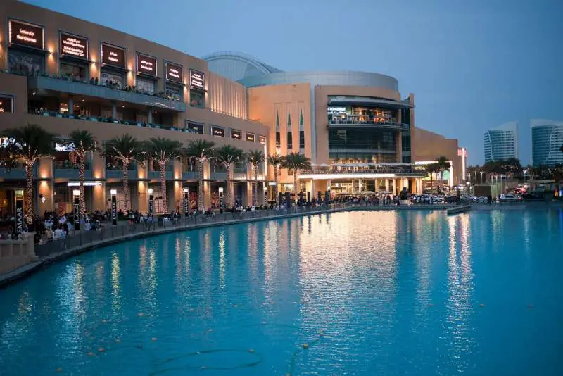 Itinerary Dubai Mall Shopping things to do