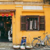 hoi an city asia vietnam shopping guide souvenirs