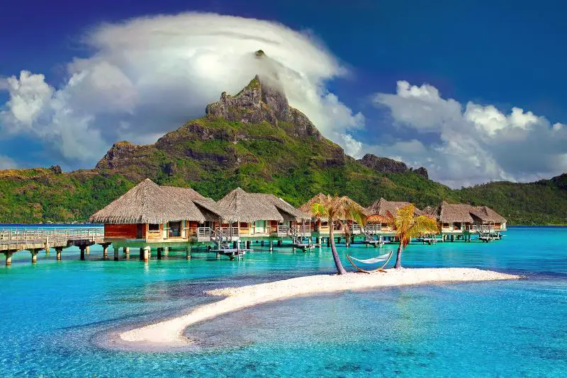 Facts about Bora Bora luxury overwater bungalow
