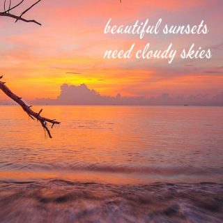 Short sunset caption about sunset pictures