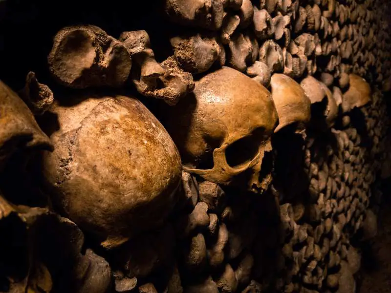 Paris catacomb weird strange facts about Paris French