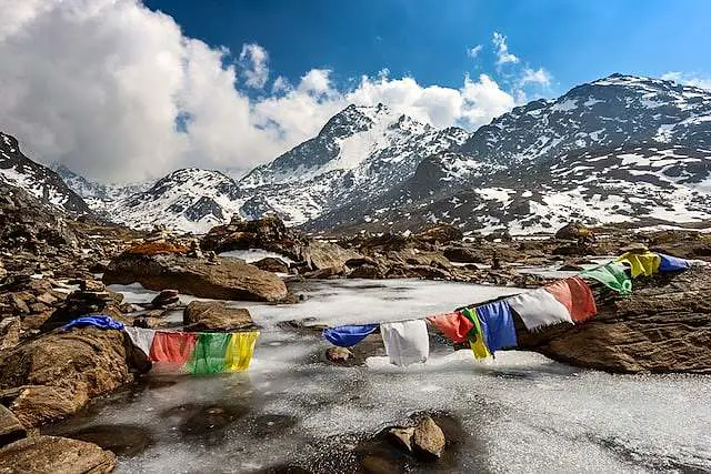 hiking Nepal trekking trails