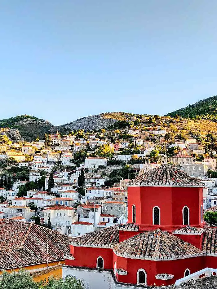 Cheapest island in Greece Hydra