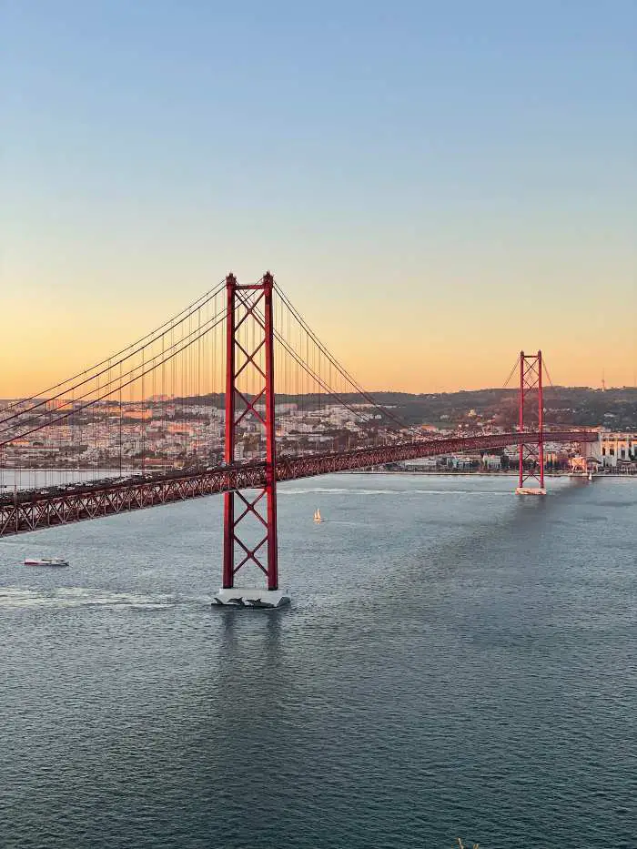 25-de-abril-bridge lisbon things to do